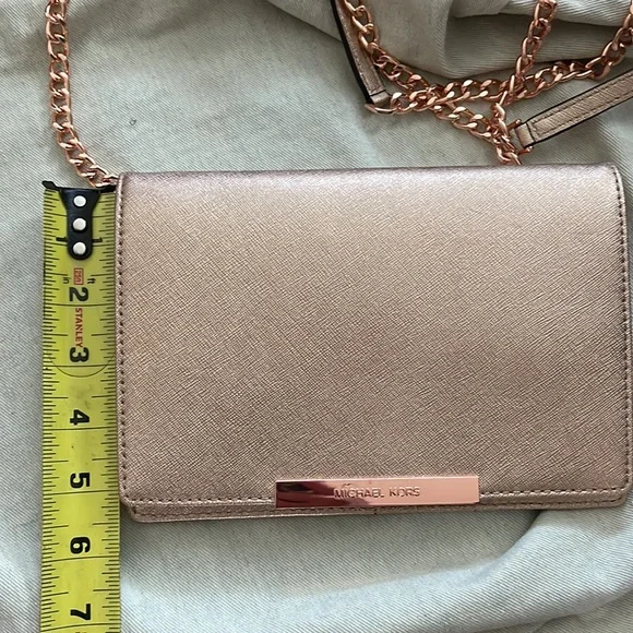 Michael Kors 3 in 1 Crossbody in Rose Gold - Picture 15 of 15